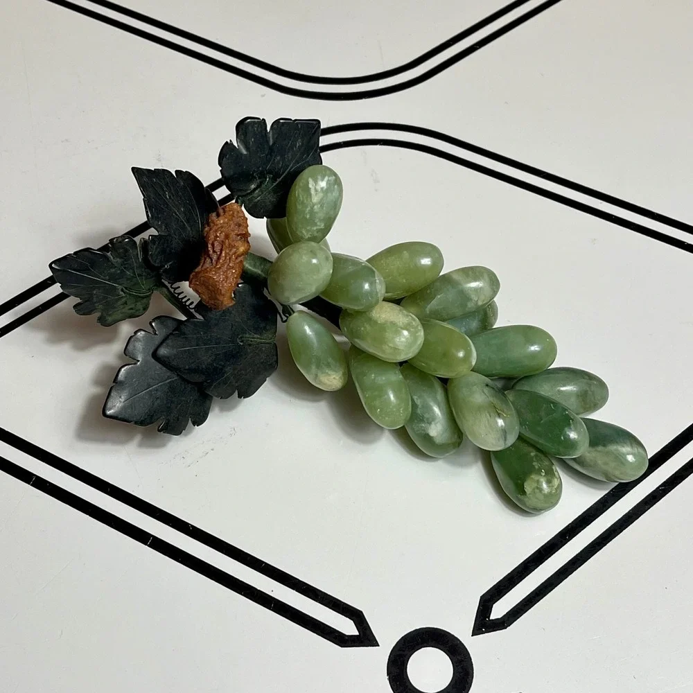 Chinese Green Stone Grapes w/ Carved Jade‎ Leaves Fruit MCM Midcentury VTG